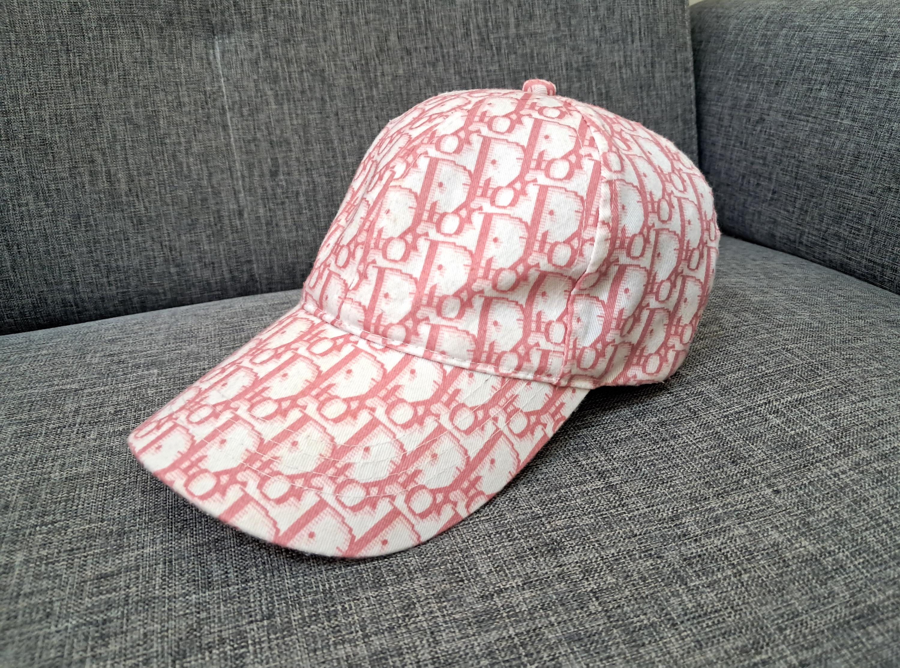Designer Like Fendi Pink and Gold Monogram Hat FENDI FS EYECAP 40022 Pink Baseball Cap Sunglasses Logo  main image 3
