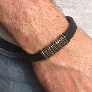 Men&#39;s Leather Bracelet withmetal designs  , Men Leather Bracelet / Men&#39;s leather Bracelet Black