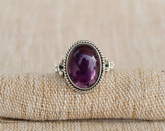 Natural amethyst ring, sterling silver ring, amethyst designer  ring, beautiful ring, natural stone, handmade ring, boho ring