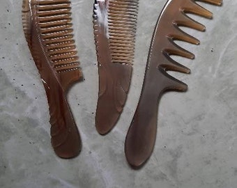 Set of 3 hair Buffalo Horn Combs for Family. Smooth tooth Anti Static Comb Perfect for you hair.