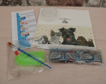 Handmade crystal art starter kits, greetings card starter kits, complete kits, portable crafts, crafts for all ages, wedding favors,