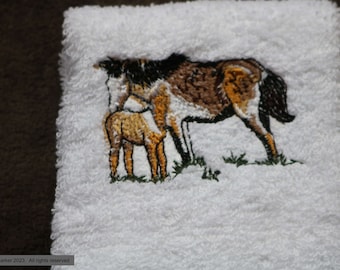 Embroidered face flannel