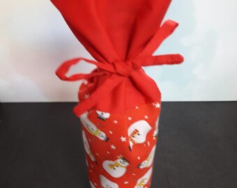 Fabric Bottle Bag, bottle wrapping, reusable bottle bag.  Fabric gift wrapping.  Christmas wrapping, make that bottle extra special