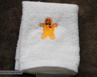 Embroidered hand and bath towels
