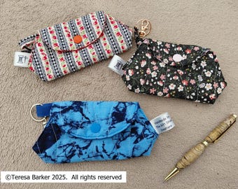Fabric padded purse, fabric padded keyring, fabric padded key holder, padded poppered purse, all made from gorgeous fabrics
