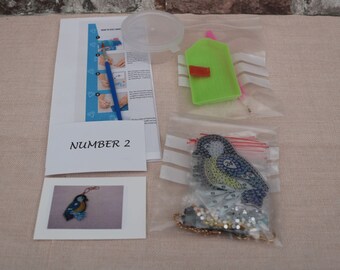 handmade crystal art starter kit, crystal art keyring kit, starter kits, complete project, portable craft, holiday activity
