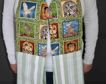 Kitchen tea towel Boa/Scarf.  Pale green and white tea towel. Scarf made from a collection of owl pictures on a green background