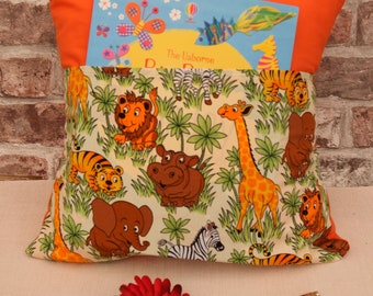 Reading /Cushion cover