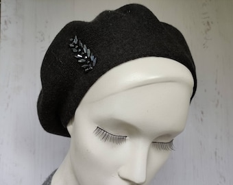 Elegant black wool beret with bead decor Women doble knit beret Warm slouchy beret for Girls and Women Wool knit hat One size