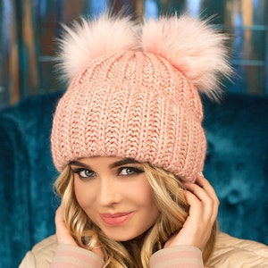 Universal Textiles Childrens Big Girls Star Pattern Winter Beanie Hat
