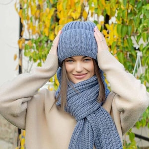 BLUE JEANS knit set CHUNKY hat and scarf Warm wool beanie and scarf Knit set for Women Warm chunky knit hat scarf set Duet