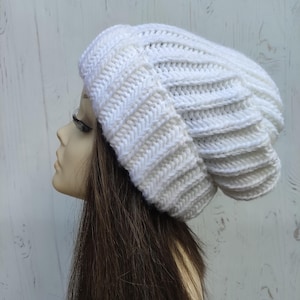 WITTE Slouchy muts Stijlvolle muts gebreide muts dames/tieners Warme slouchy muts voor meisje tiener vrouw Wollen muts gebreide muts Eén maat