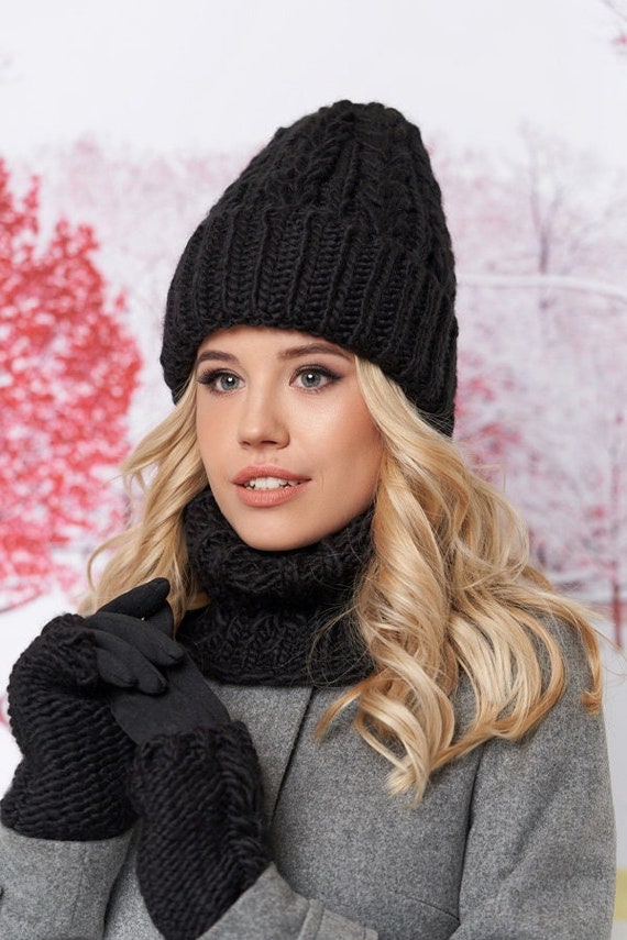 Womens Winter Knit Slouchy Beanie Pom Pom Hat Ski Cap with Fingerless  Gloves Set