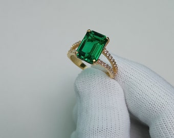 Emerald Ring, Emerald Pave Ring, Sterling Silver Ring, Emerald Cut Ring, Green Gemstone Ring, Engagement and Wedding Ring, Gift for Women