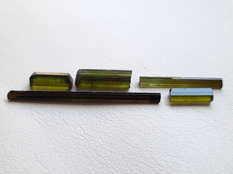 4228 Carats Green Tourmaline Pencil Rough Cut Quality Rough Good Quality Raw Rough Tourmaline Gemstone Natural Tourmaline Green Rough