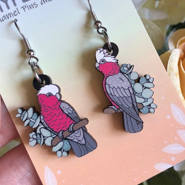 Boucles d'oreilles en bois Galah | Cacatoès rose et gris | Boucles d'oreilles perroquet | Oiseaux australiens