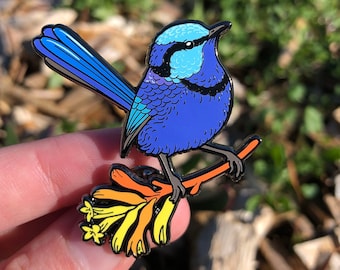 Splendid Fairywren Hard Enamel Pin | Lapel Pin | Bird Pin | Blue wren | Wren Pin | Passerine Pin | Australian wild birds