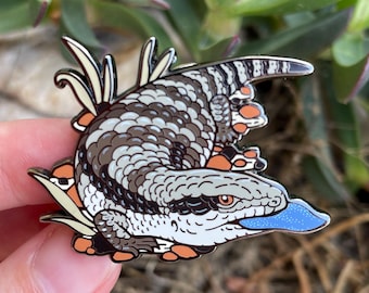 Blue Tongue Lizard Enamel Pin | Lapel Pin | Blue-tongue skink Pin  | skink Pin | Reptile Pin | Australian Lizards