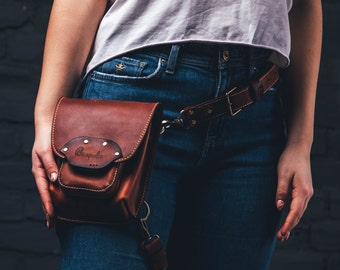 Leather hip bag with leg strap hotsell