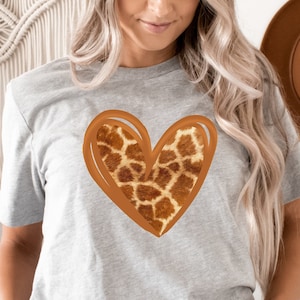 Giraffe Print Heart T-Shirt Cute Giraffe Lover Love Tee Gift Giraffe Print Heart T-Shirt Cute Giraffe Lover Love Tee Gift