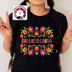 Bibliotecaria shirt,School Bibliotecaria tshirt,Spanish Librarian tee,Bibliotecaria gift,Biblioteca shirt,First day of school t-shirt
