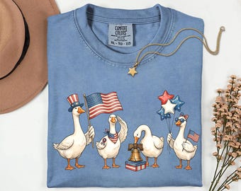Patriotic Goose Comfort Colors shirt,USA Goose tshirt,Cute 4ht of July tee,American Flag Goose tshirt,Patriotic Animals,Festive Goose tee