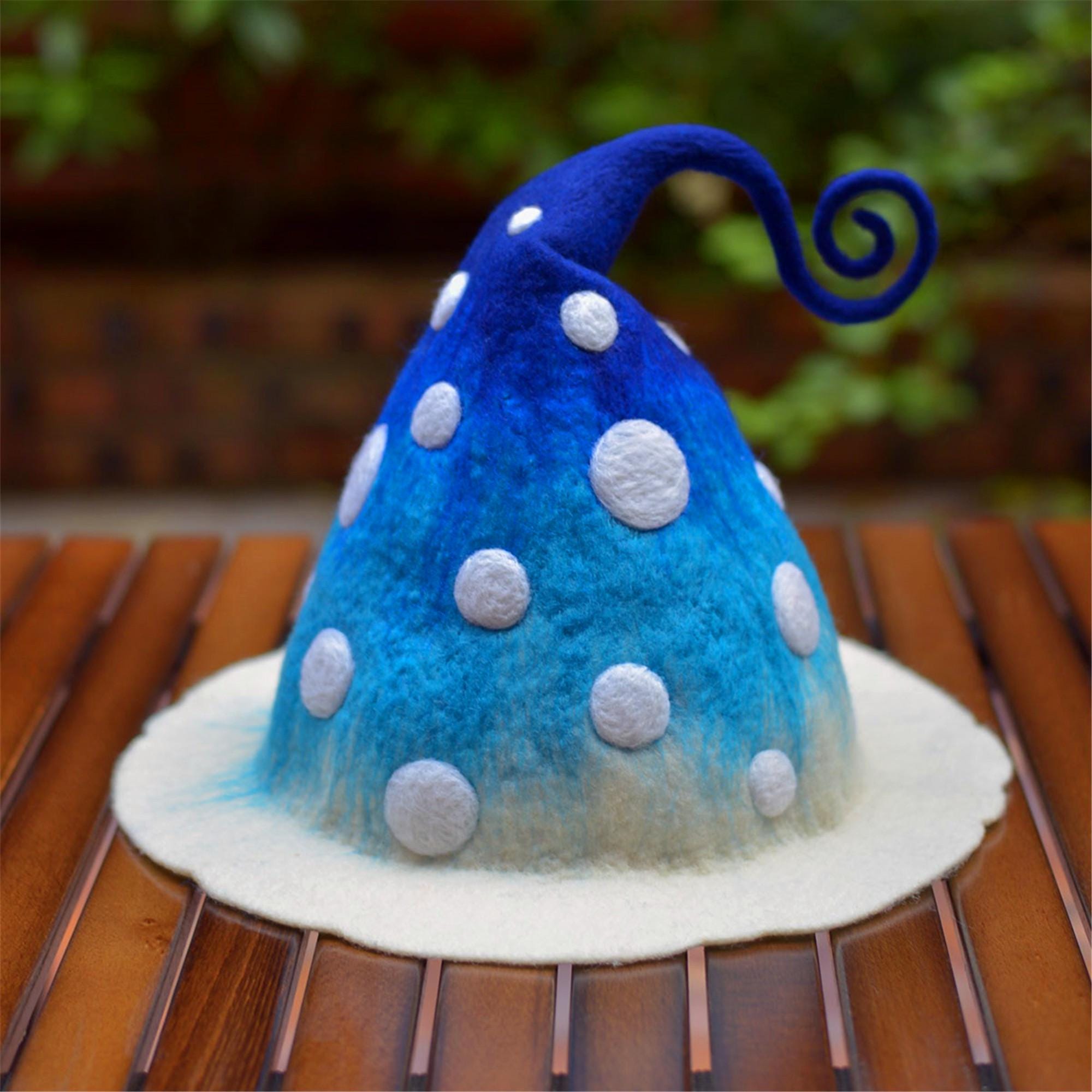 Handmade Wool Felt Mushroom Hat: Fairytale Beret, Whimsical  display picture 1