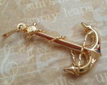 HALLMARKED 9ct Yellow Gold 33mm x 16.4mm Anchor Nautical Maritime Hollow 1.0g Pendant - Presented in our Deluxe Branded Gift Box