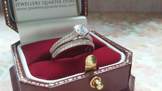Unique Royal Jewelry 925 Sterling Silver Cubic Zirconia Dangling Add-on Heart Small 1//2 Inch Diameter Hoop Earrings.