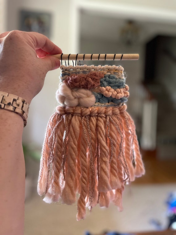 DIY Weaving Kit for Beginners: Fiber Art Wall Hanging with Wooden Loom