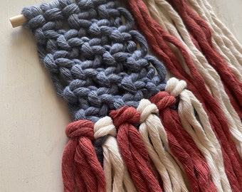 DIY Macrame Kit, American Flag Wreath, 4th of July Decor, Do it Yourself Craft Kit, Online Classes, Beginner Macrame Kit