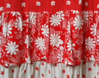 Vintage Skirt: Gorgeous Vintage 1970s Red and White Floral Daisy Frilly Ruffle Prairie Cotton Maxi Skirt