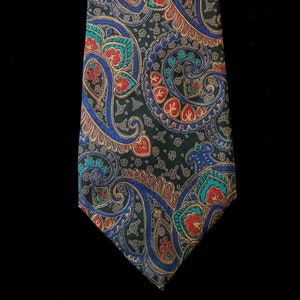 Vintage Men&#39;s Tie: Lovely Vintage Multicoloured Paisley Silk Men&#39;s Tie