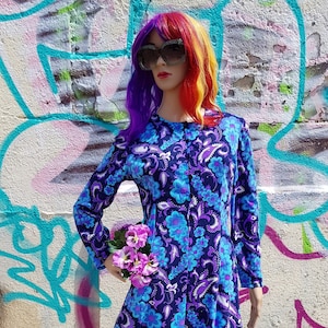 UK 8 (US 4) Groovy Vintage 1970s Purple and Blues Paisley and Floral Maxi Dress by Hostique