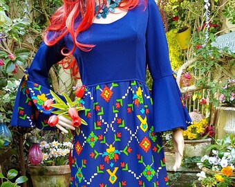 UK 12 (US 8) Epic Vintage 1960s Psychedelic Blue Yellow Red & Green Geometric Patterned Crimplene Maxi Dress Amazing Flared Fluted Sleeves