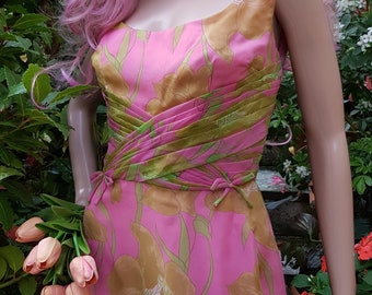 UK 8/10 (US 4/6) Beautiful Vintage 1950s Pink Brown and Green Floral Maxi Dress by Macphail Model, London
