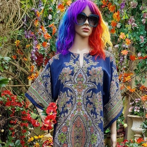 Vintage Kaftan: Lovely Vintage 1970s Blue Green Apricot and White Abstract Printed Cotton Kaftan with Flared Sleeves