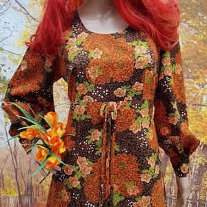 UK 12/14 (US 8/10) Funky Vintage 1970s Handmade Psychedelic Brown and Orange Flower Power Maxi Dress