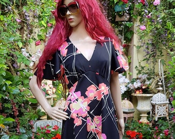 UK 10/12 (US 6/8) Lovely Vintage 1970's Black, Pink, Orange / Peach and Yellow Floral Empire Line Maxi Dress