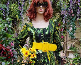 UK 12 (US 8) Funky Vintage 1970s Psychedelic Black, Green and Yellow Flower Power Crimplene Maxi Dress by Miss Mitzou of London