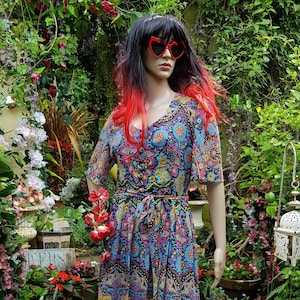 UK 8/10 (US 4/6) Gorgeous Vintage 1970s Multicoloured Paisley Patterned Maxi Dress by Kati at Laura Philips.