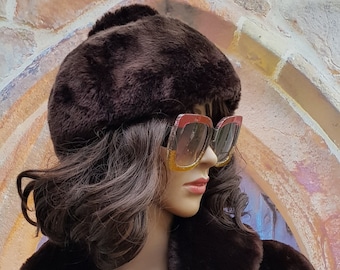 Vintage Hat: Fab Vintage 1960's Dark Brown Cosy Faux Fur "Beaver Lamb"  Sheepskin Hat