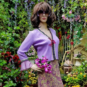 UK 6/8 (US 2/4) Lovely Vintage 1990s Lilac / Lavender Cardigan Top with Flared Chiffon Sleeve Cuffs by Karen Millen