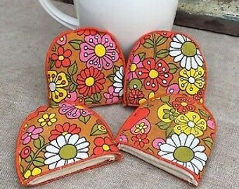Vintage Kitchenalia: Set of 4 Cool Retro Vintage 1970s Psychedelic Floral Flower Power Bark Cloth Cotton Egg Cosies