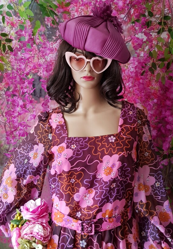 Vintage Hat: Fab Unusual Vintage 1950s / 1960s Purple Pink  display picture 1
