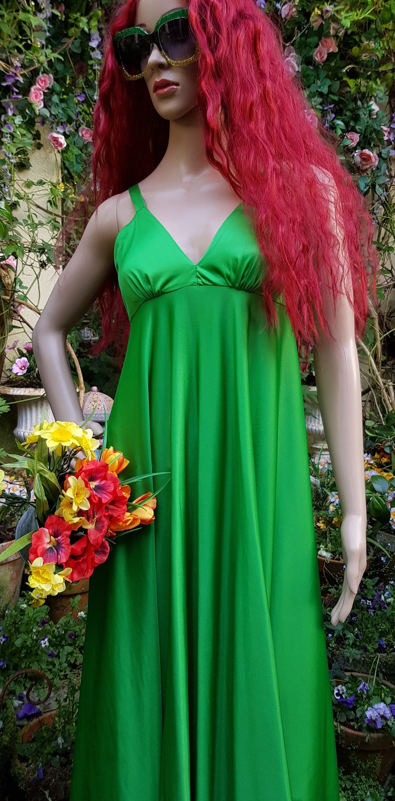 UK 6/8 US 2/4 Fantastic Vintage 1970s Bright Green Slinky Strappy Empire Line Maxi Sun Dress by QUAD image 8