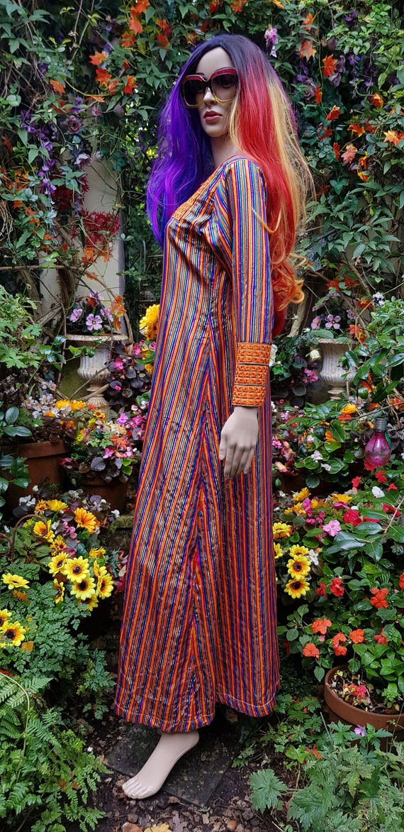 Vintage Kaftan: Funky Vintage 1970s Psychedelic R… - image 9