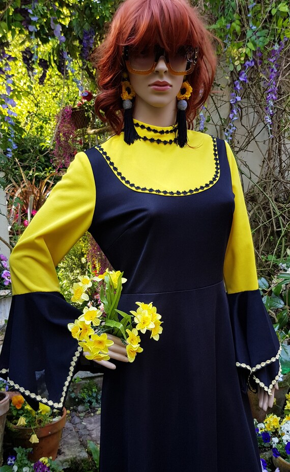 UK 8/10 (US 4/6) Bonkers Epic Vintage 1960’s/1970… - image 4