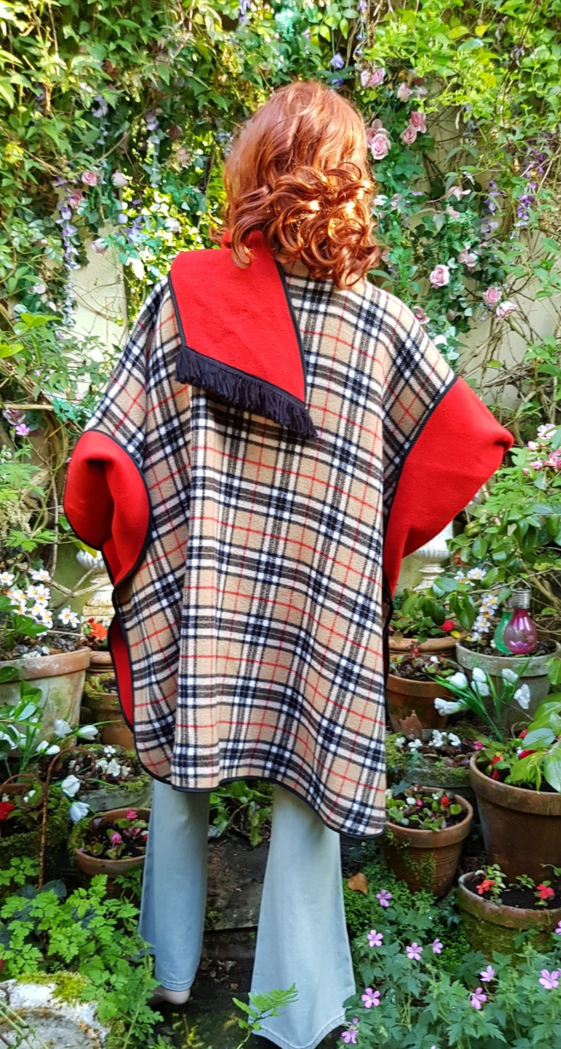 Vintage Cape: Gorgeous Vintage 1970s Brown Check Tartan Red Lined Reversible Poncho Cape Jacket image 10