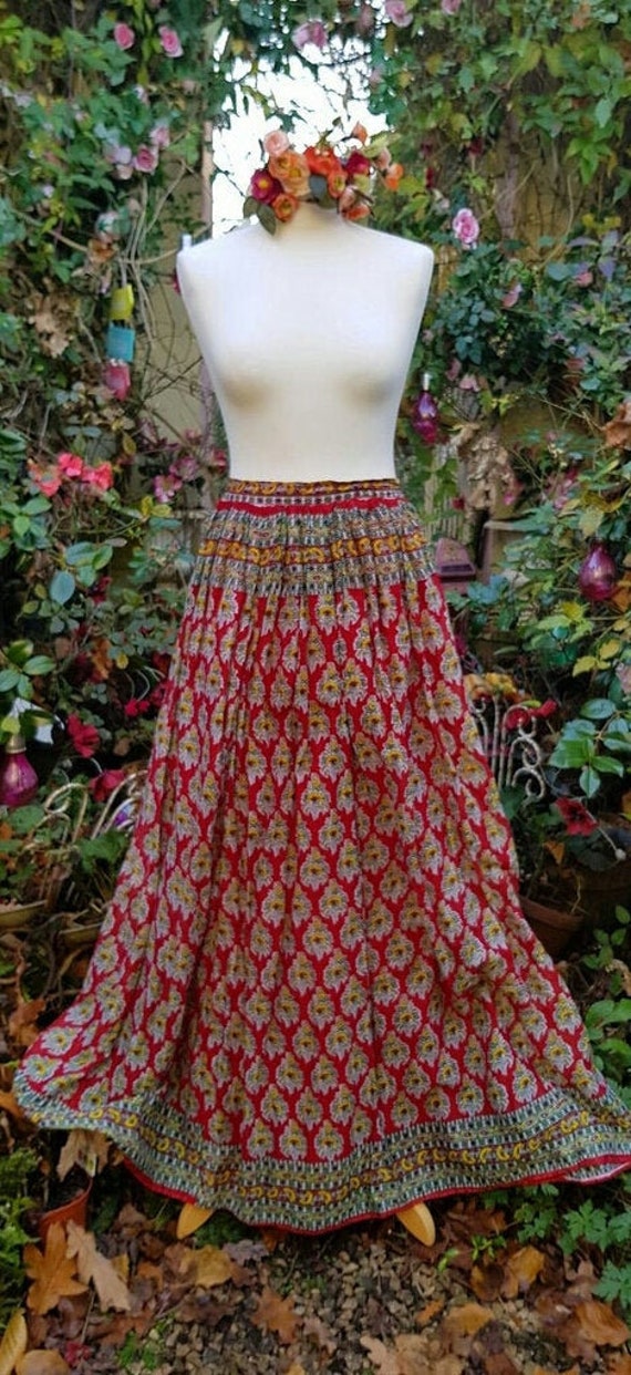 Vintage Skirt: Gorgeous Vintage Indian Cotton Red… - image 2